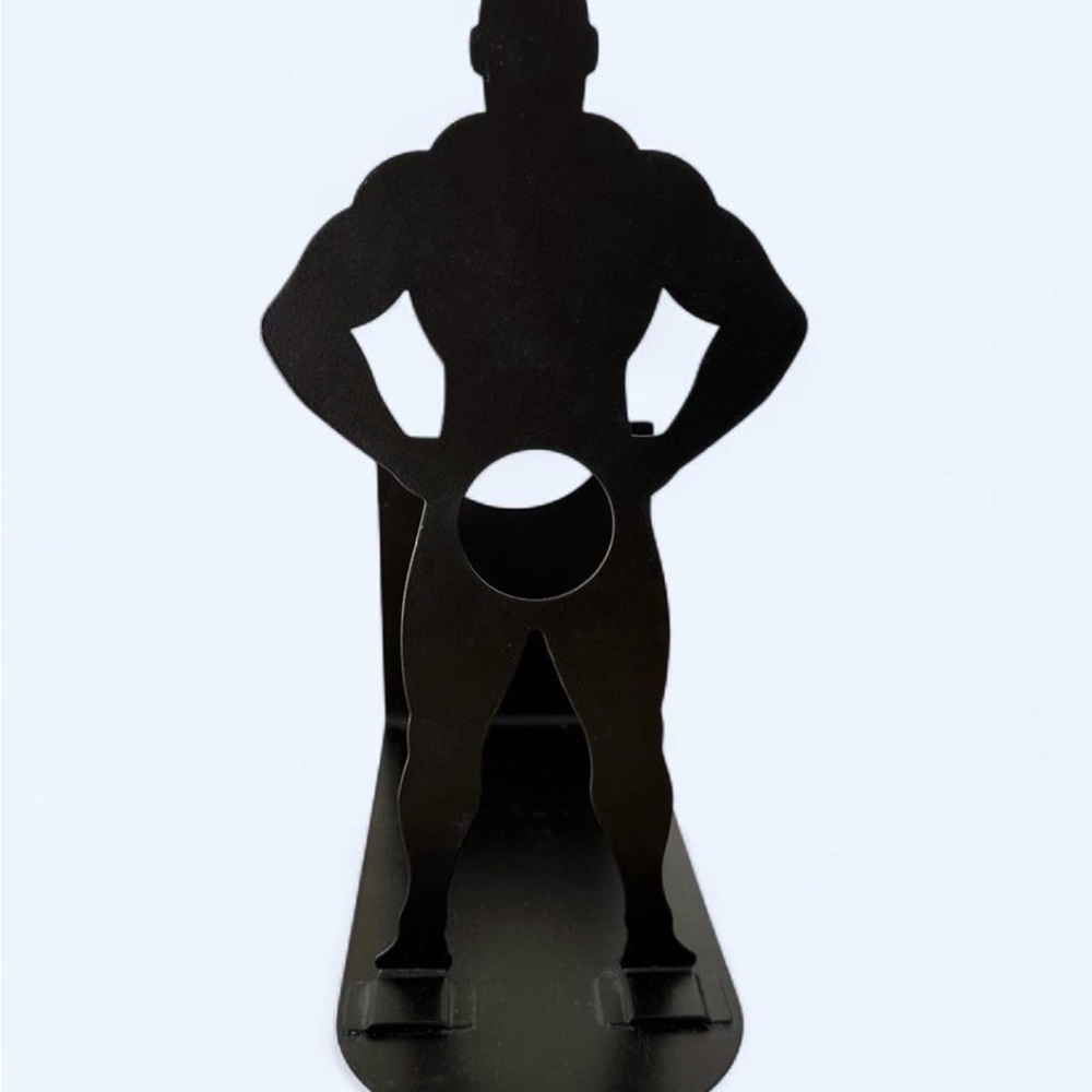 Metal wine bottle holder “Vlad the Impaler” by Big Mouth Toys